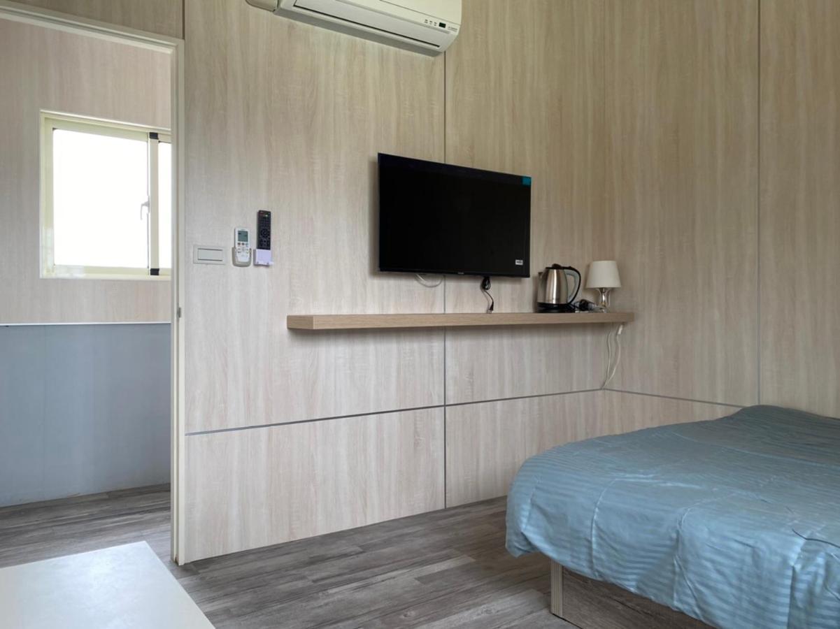 Taichung Hsr Homestay Eksteriør billede